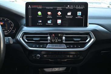 BMW iX3 — photo 25