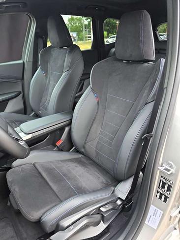 BMW X1 SDrive18i — photo 14