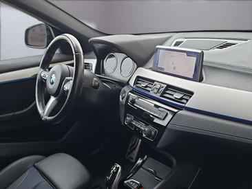 BMW X1 SDrive18e — photo 10