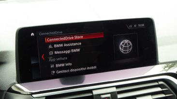BMW X4 XLine XDrive25d — photo 32
