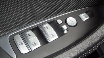 BMW X4 XLine XDrive25d — photo 39