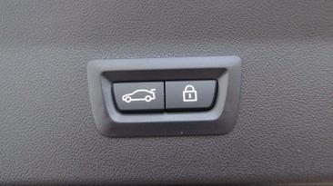 BMW X4 XLine XDrive25d — photo 43