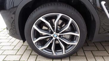 BMW X4 XLine XDrive25d — photo 45