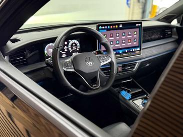 Volkswagen Tayron EHybrid 272 — photo 2