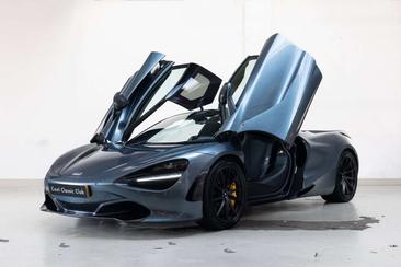 McLaren 720S — photo 2
