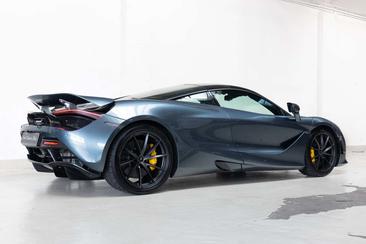 McLaren 720S — photo 7