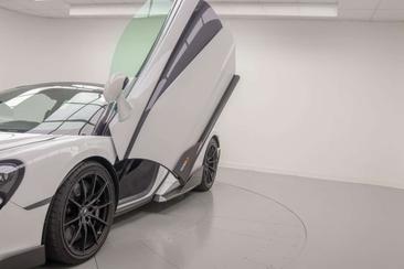 McLaren 600LT — photo 41