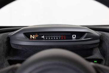 McLaren 720S — photo 15