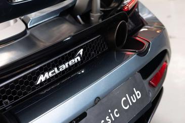 McLaren 720S — photo 31
