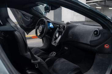 McLaren 600LT — photo 14