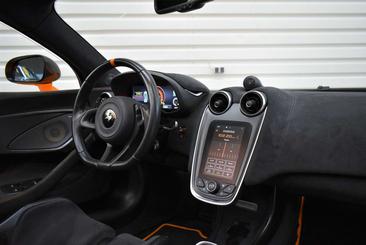McLaren 600LT Spider — photo 32