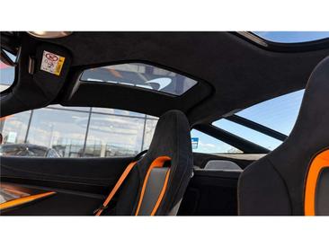 McLaren 720S — photo 10