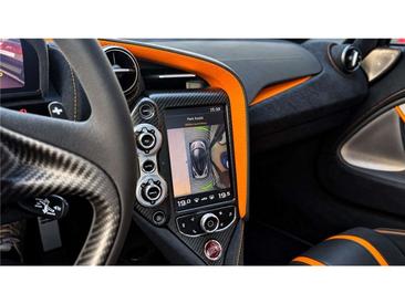 McLaren 720S — photo 11