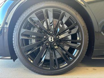 Bentley Continental GT Speed — photo 10