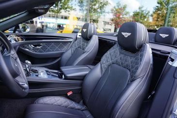 Bentley Continental GTC Cabriolet W12 — photo 6