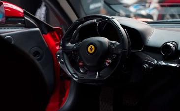 Ferrari F12 Berlinetta — photo 7