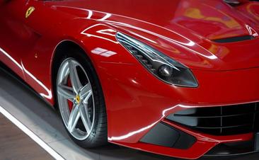 Ferrari F12 Berlinetta — photo 15