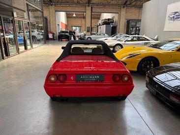 Ferrari Mondial — photo 5