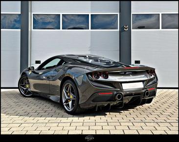 Ferrari F8 Tributo — photo 6