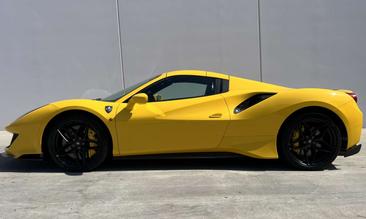 Ferrari 488 Pista Spider — photo 14