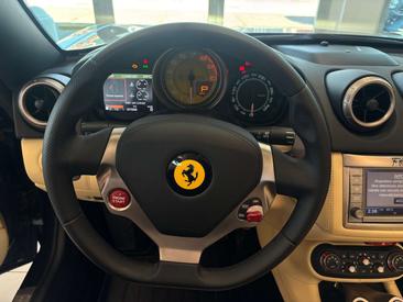 Ferrari California — photo 7