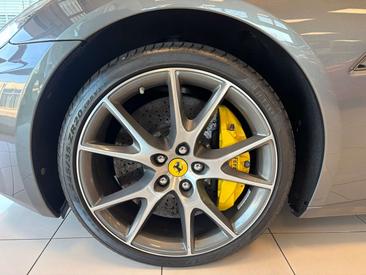 Ferrari California — photo 15