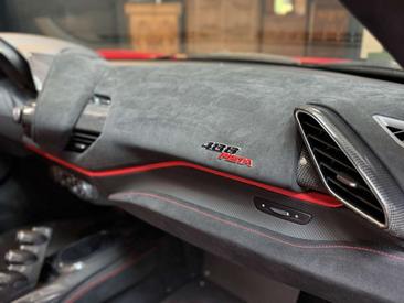 Ferrari 488 Pista — photo 19