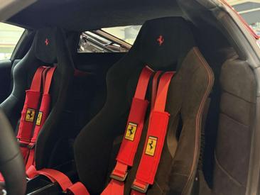Ferrari 488 Pista — photo 22
