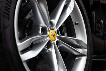 Ferrari Roma Spider — photo 12