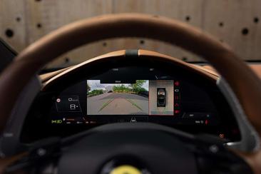 Ferrari Roma Spider — photo 19