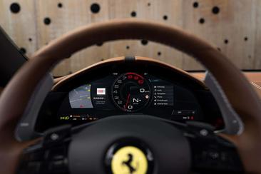 Ferrari Roma Spider — photo 21