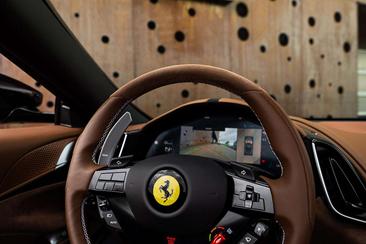 Ferrari Roma Spider — photo 27