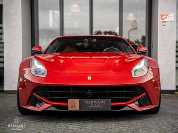 Ferrari F12 Berlinetta — photo 7