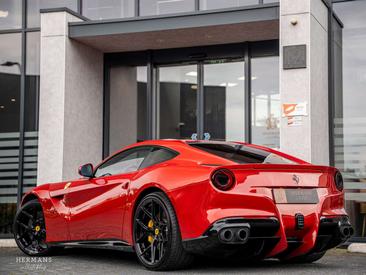 Ferrari F12 Berlinetta — photo 15