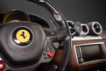 Ferrari California T — photo 18