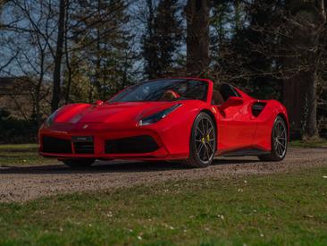 Ferrari 488 Spider — photo 3