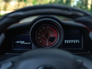 Ferrari 488 Spider — photo 11