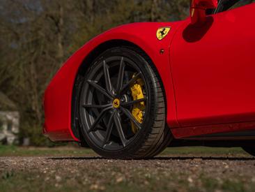 Ferrari 488 Spider — photo 15