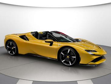 Ferrari SF90 Spider 2022 Jaune — photo 23