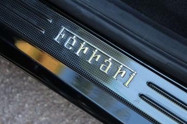 Ferrari F8 Tributo — photo 26