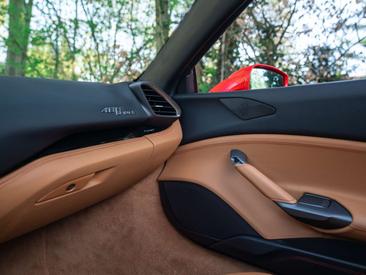 Ferrari 488 Spider — photo 43