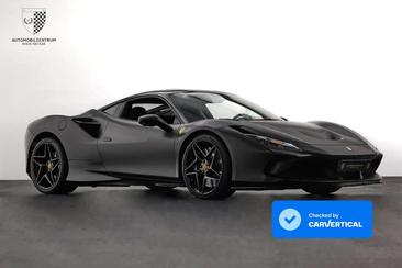 Ferrari F8 Tributo — photo 43