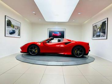 Ferrari F8 Spider — photo 2