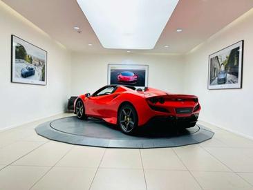 Ferrari F8 Spider — photo 6