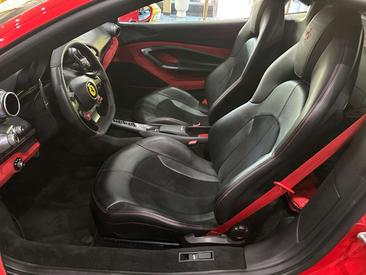 Ferrari F8 Tributo — photo 7