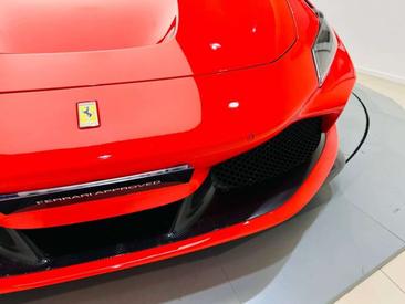 Ferrari F8 Spider — photo 12