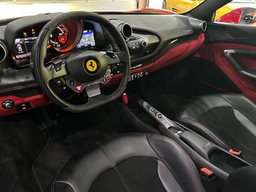 Ferrari F8 Tributo — photo 9