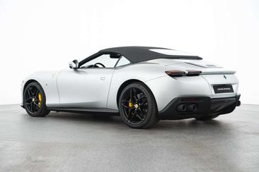 Ferrari Roma Spider — photo 6
