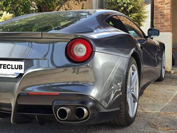 Ferrari F12 Berlinetta — photo 28