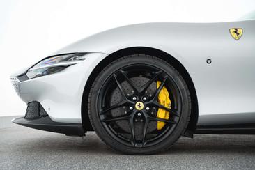 Ferrari Roma Spider — photo 8